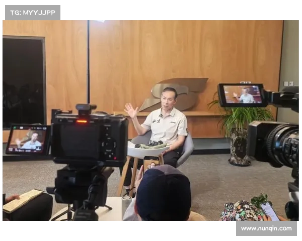 许利民谈曾凡博康复进程:尚未上场训练但状态向好 许利民谈曾凡博康复进程:尚未上场训练但状态向好